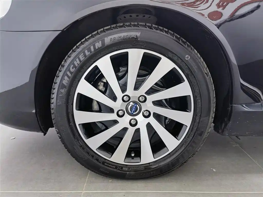VOLVO S80L 2014