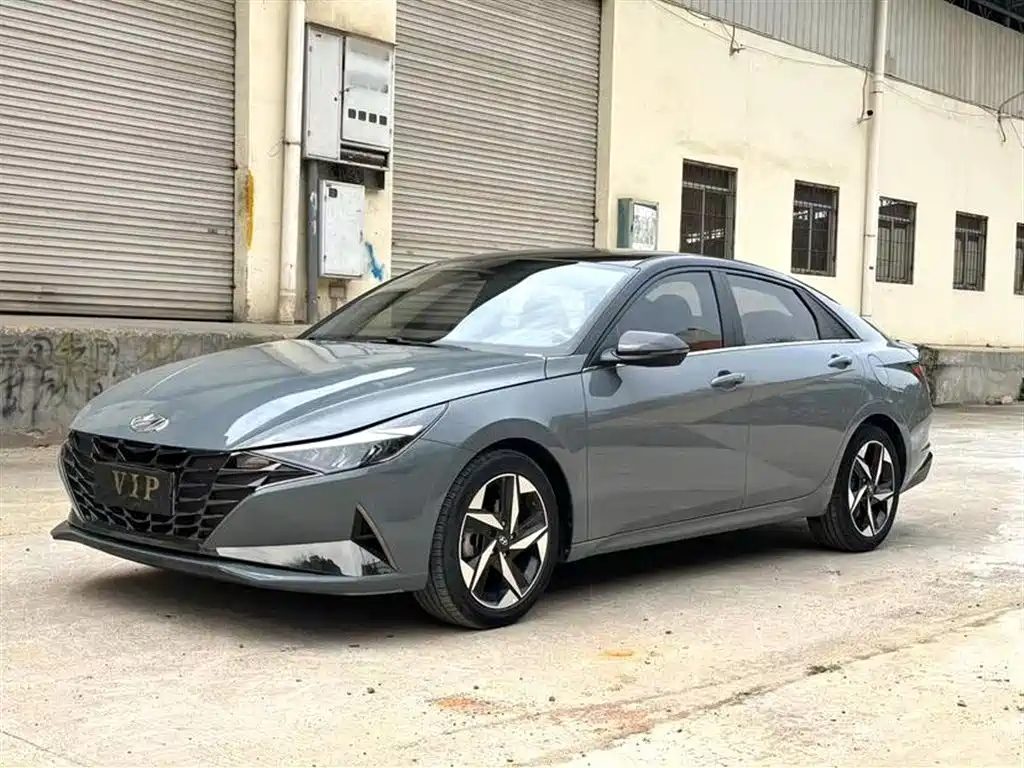 HYUNDAI ELANTRA 2023