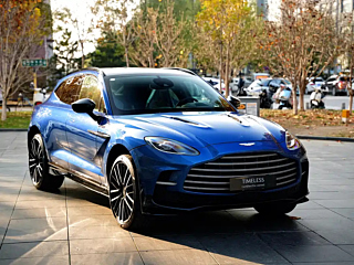 ASTON MARTIN DBX  2024 YEAR 4.0T V8 707 2024