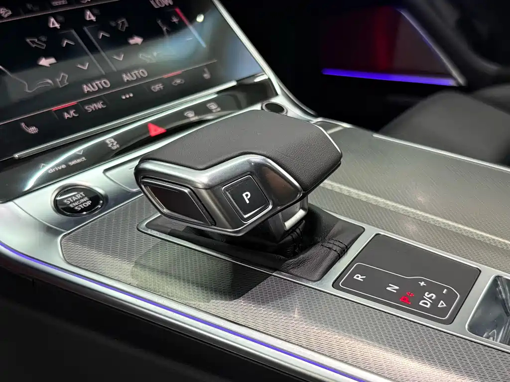AUDI A7 2023