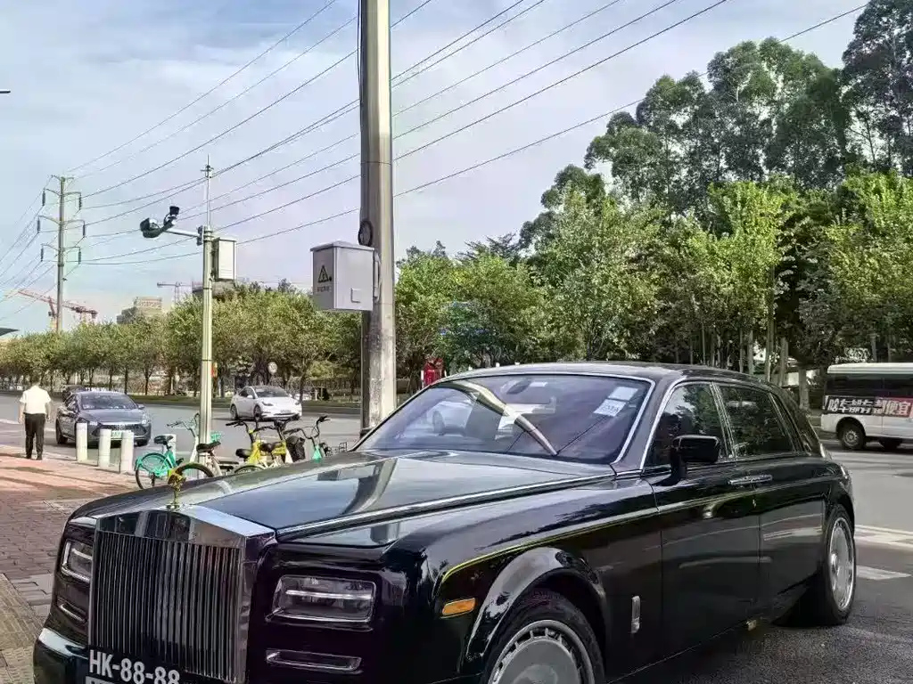 ROLLS ROYCE PHANTOM 2006