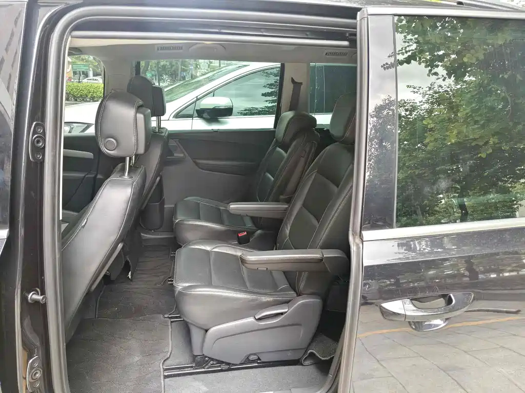 VOLKSWAGEN SHARAN 2017