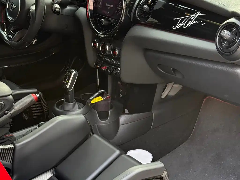 MINI JCW 2022