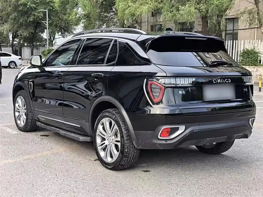 LYNK&CO 01 2019