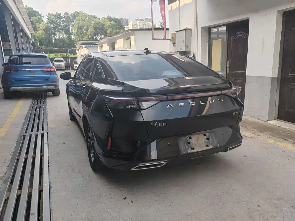 DONGFENG AEOLUS 2020