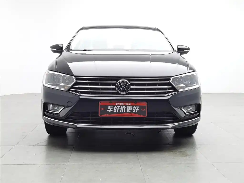 VOLKSWAGEN BORA 2018