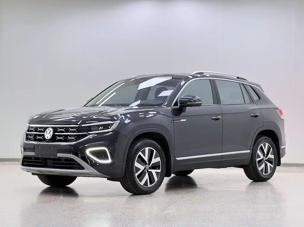VOLKSWAGEN TAYRON 2024
