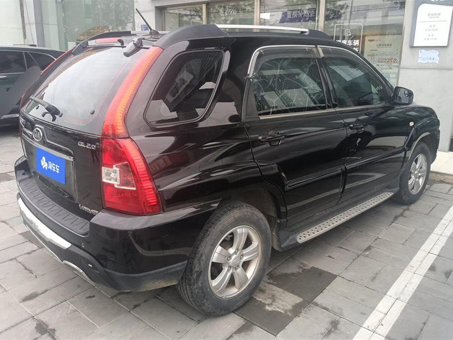 KIA SPORTAGE 2012