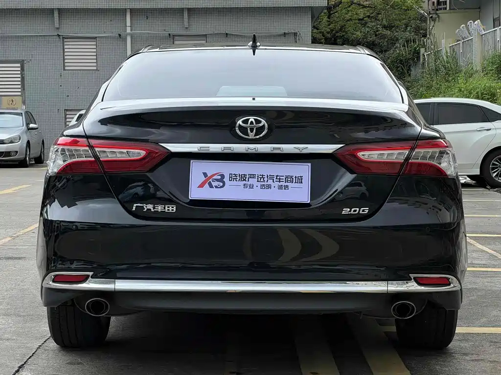 TOYOTA CAMRY 2023