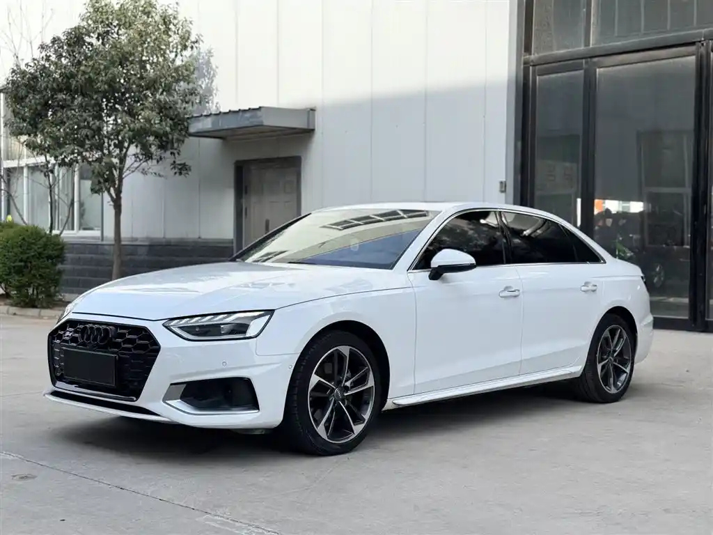 AUDI A4L 2020