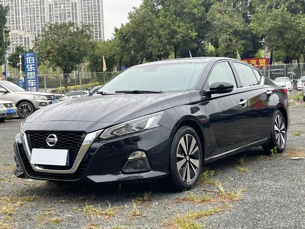 NISSAN TEANA 2021