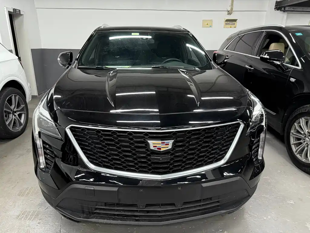 CADILLAC XT4 2021