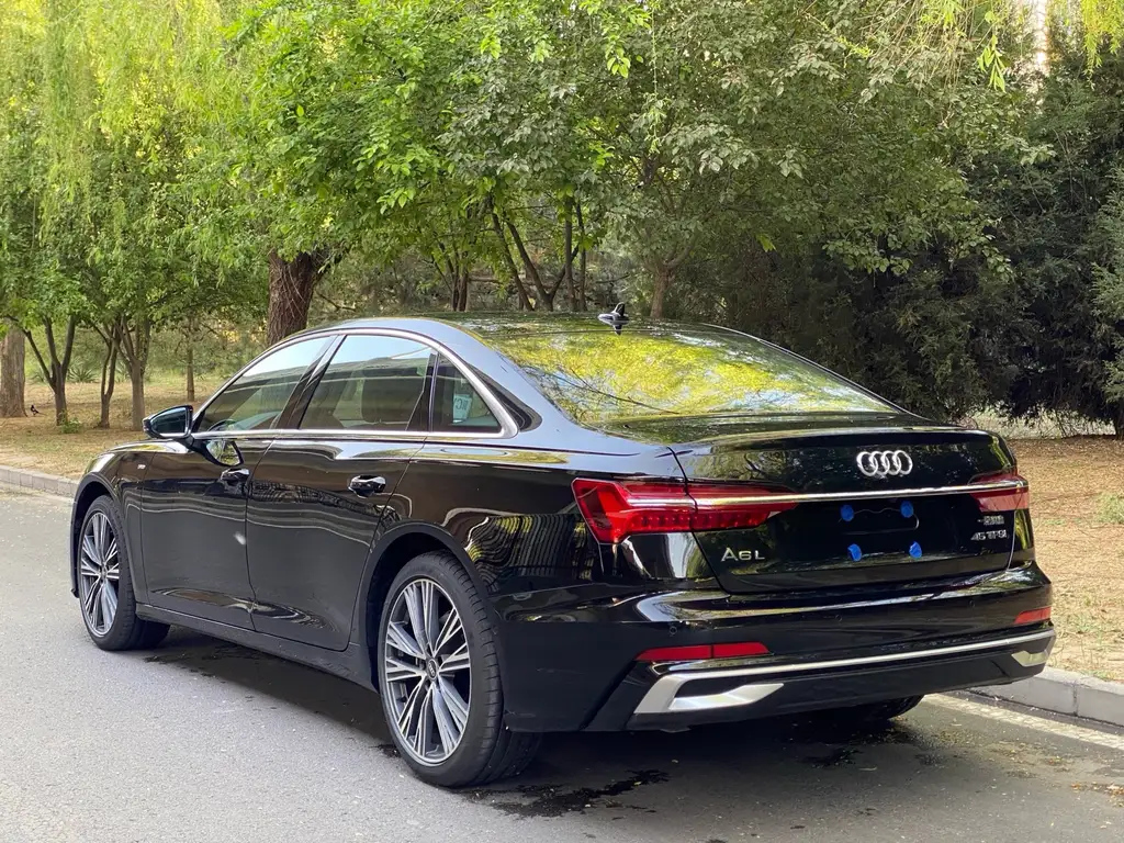 AUDI A6L 2025