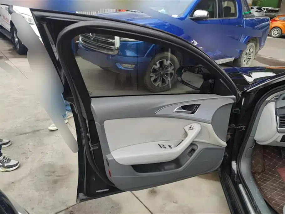 AUDI A6L 2014