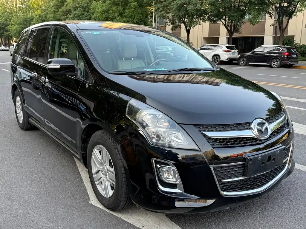 MAZDA 8 2013