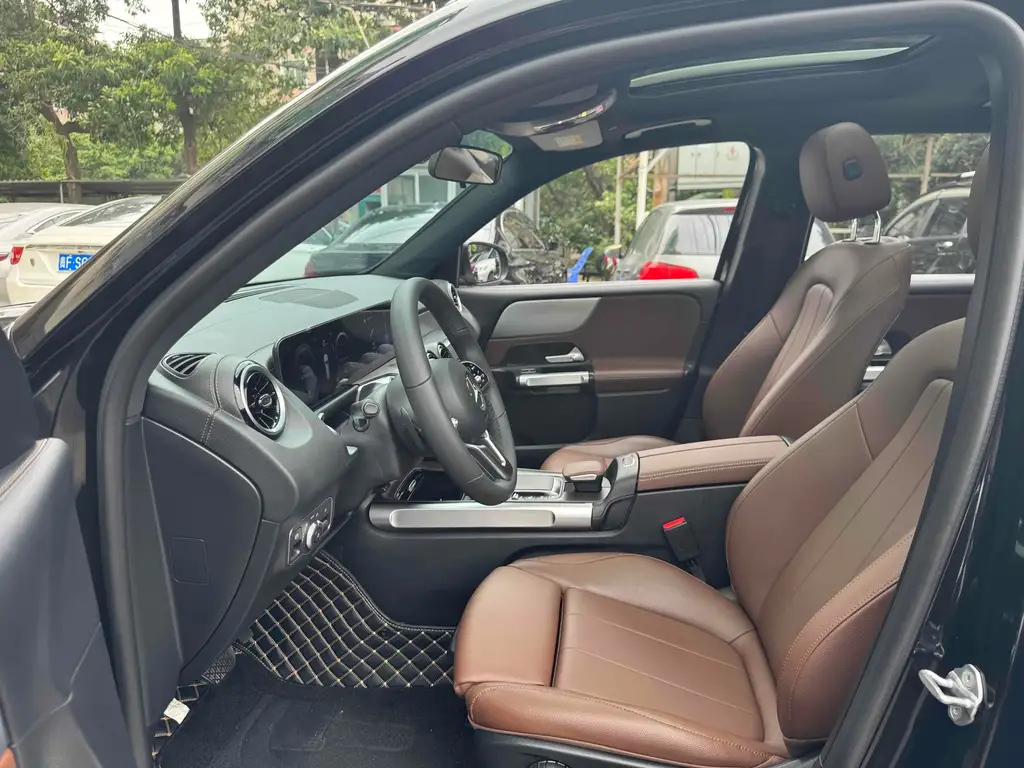 MERCEDES BENZ GLB 2022