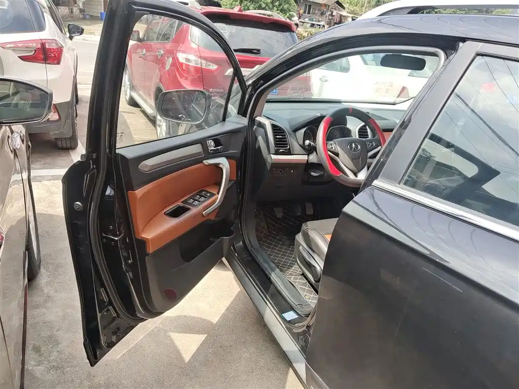 JAC REFINE S3 2014