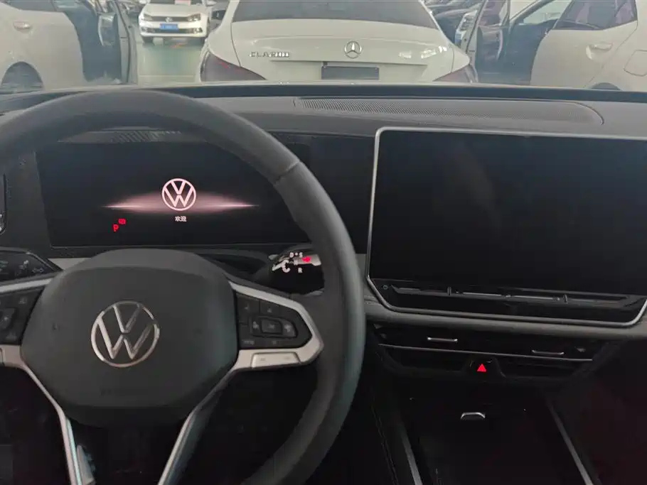 VOLKSWAGEN MAGOTAN 2024