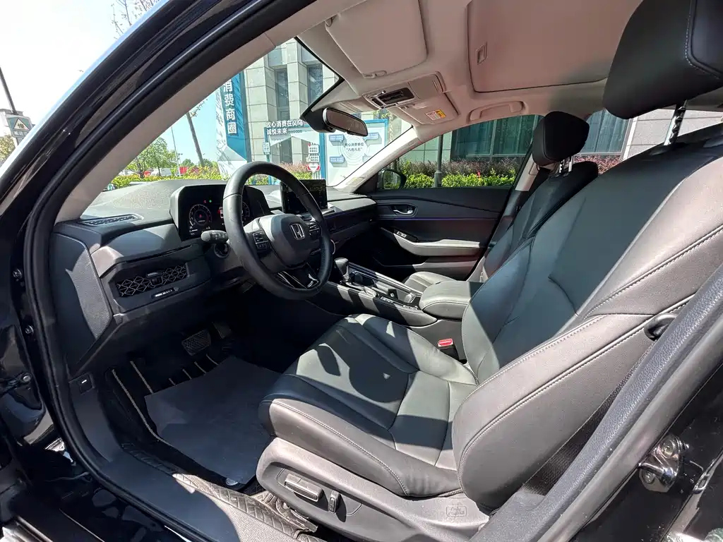 HONDA ACCORD 2025