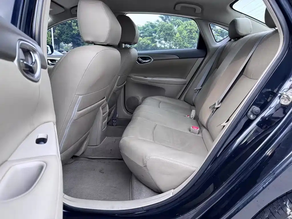 NISSAN SYLPHY 2014