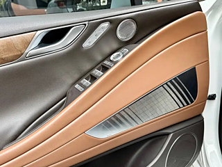 GENESIS G80  2021 YEAR 2.5T  FLAGSHIP EDITION 2021