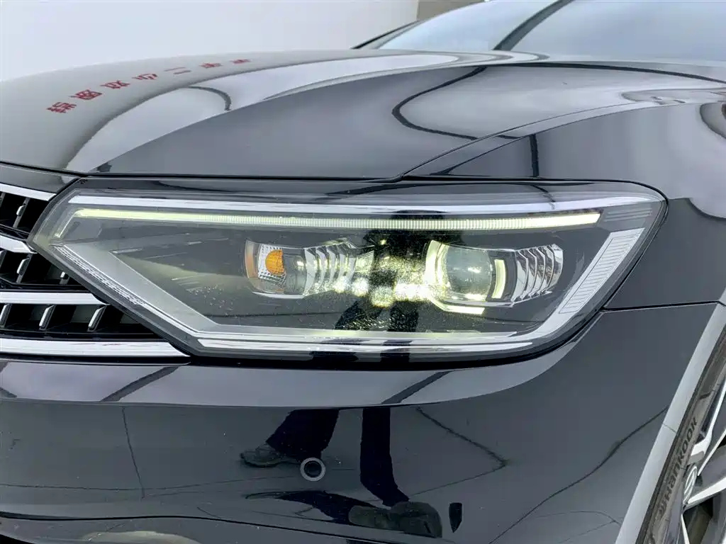 VOLKSWAGEN MAGOTAN 2025