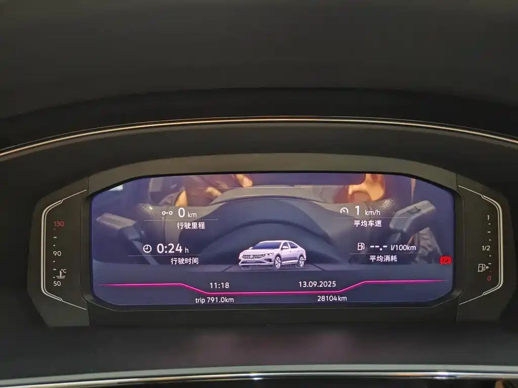 VOLKSWAGEN PASSAT 2022