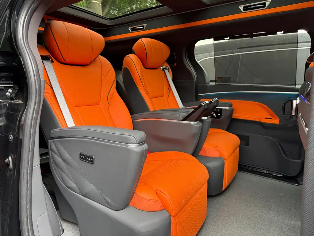 TOYOTA SIENNA SIENNA 2024