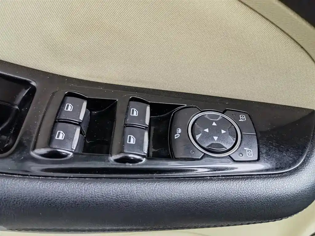 FORD EDGE 2016