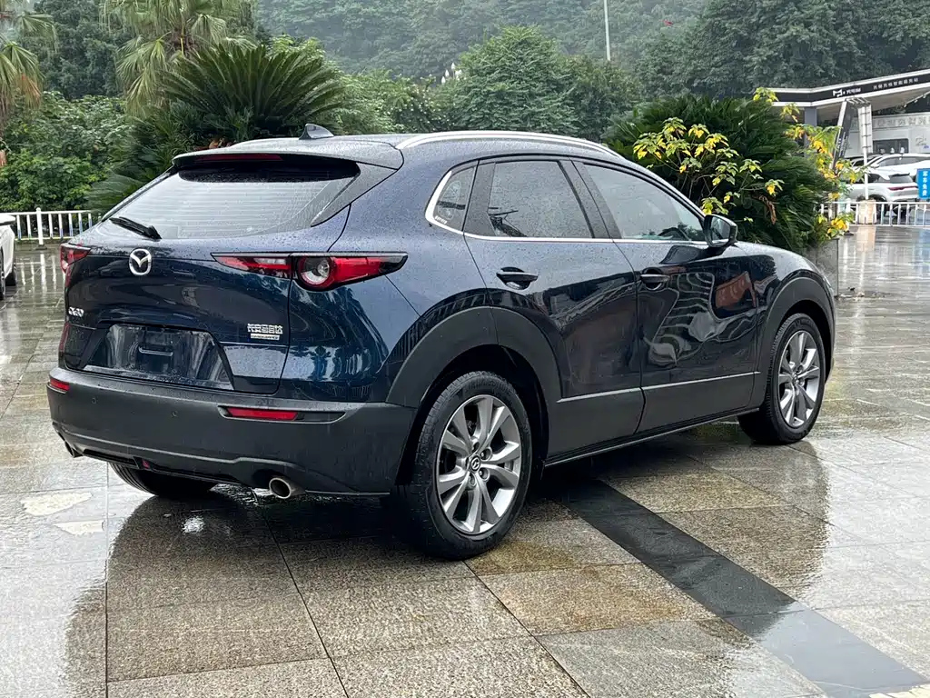 MAZDA CX-30 2020