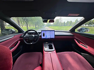 XIAOMI AUTO SU7  2024 YEAR 700KM  RANGE SMART DRIVE EDITI 2024