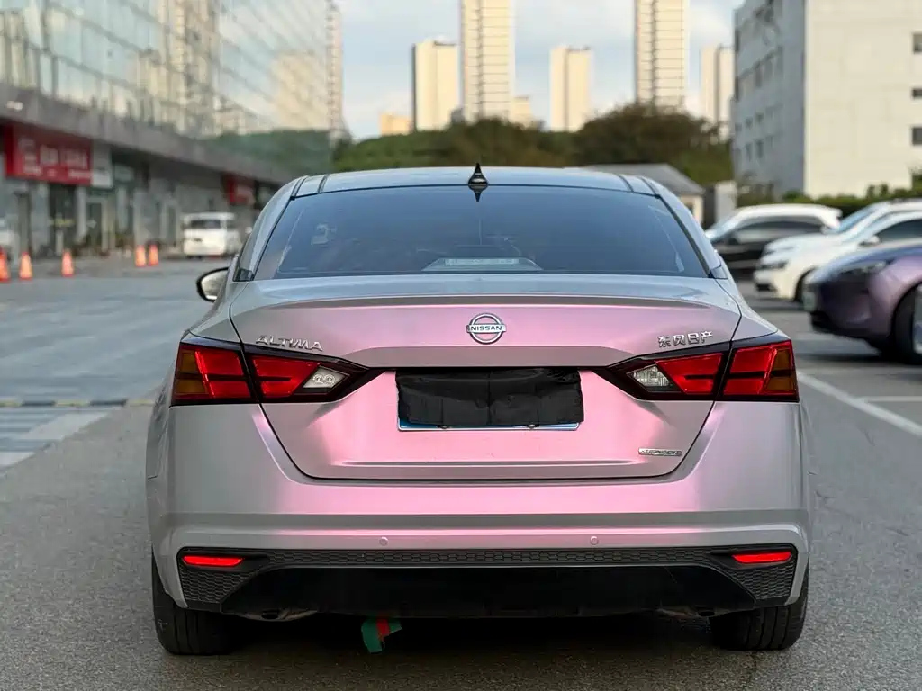 NISSAN TEANA 2022