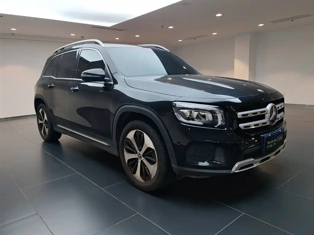 MERCEDES BENZ GLB 2021