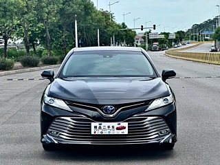TOYOTA CAMRY 2020