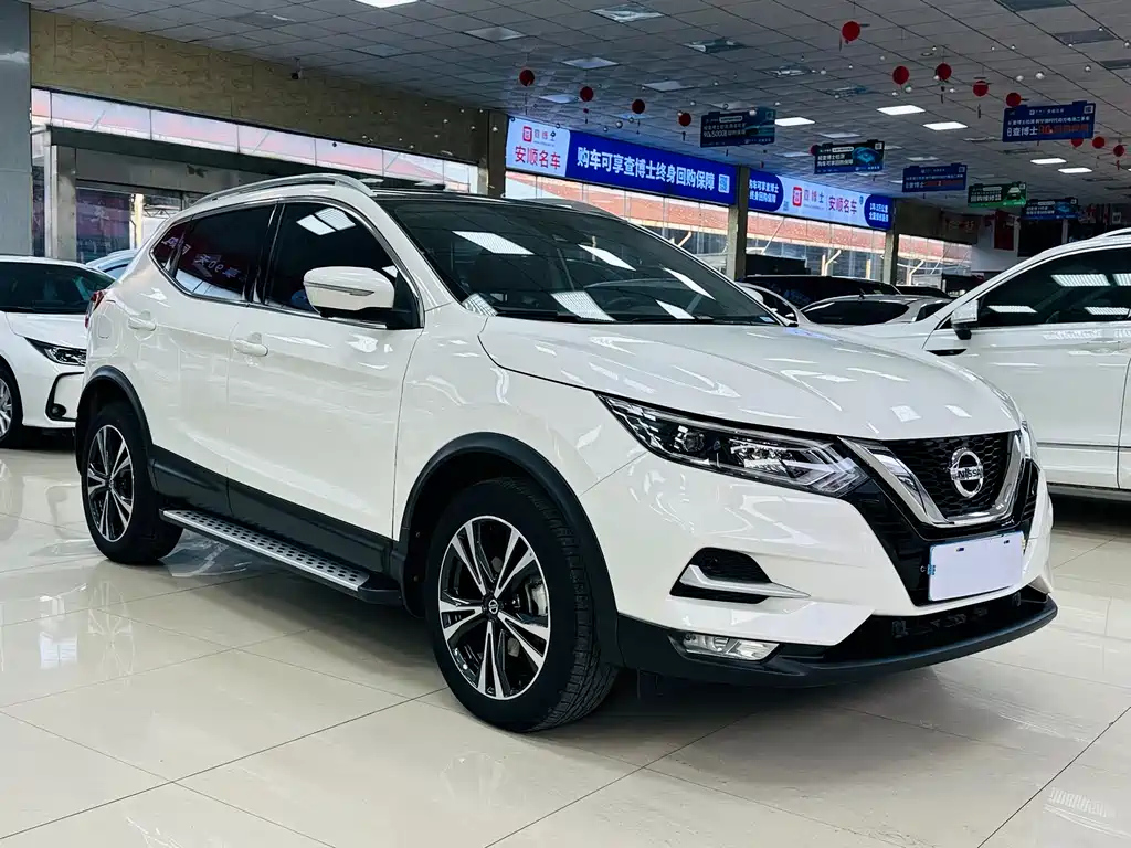 NISSAN QASHQAI 2022