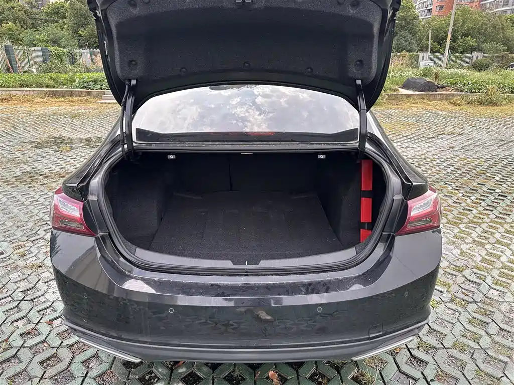 CHEVROLET MALIBU XL 2020