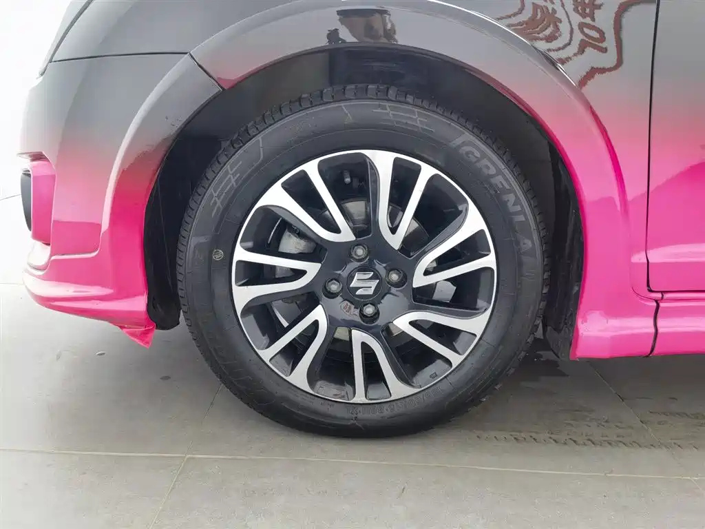 SUZUKI SWIFT 2017