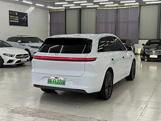 LI AUTO L6  2024 YEAR PRO 2024