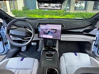 HIPHI Z  2023 YEAR &#22235; SEATS EDITION 2023