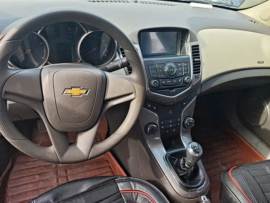 CHEVROLET CRUZE 2016