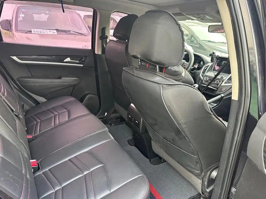 DONGFENG AX7 2016