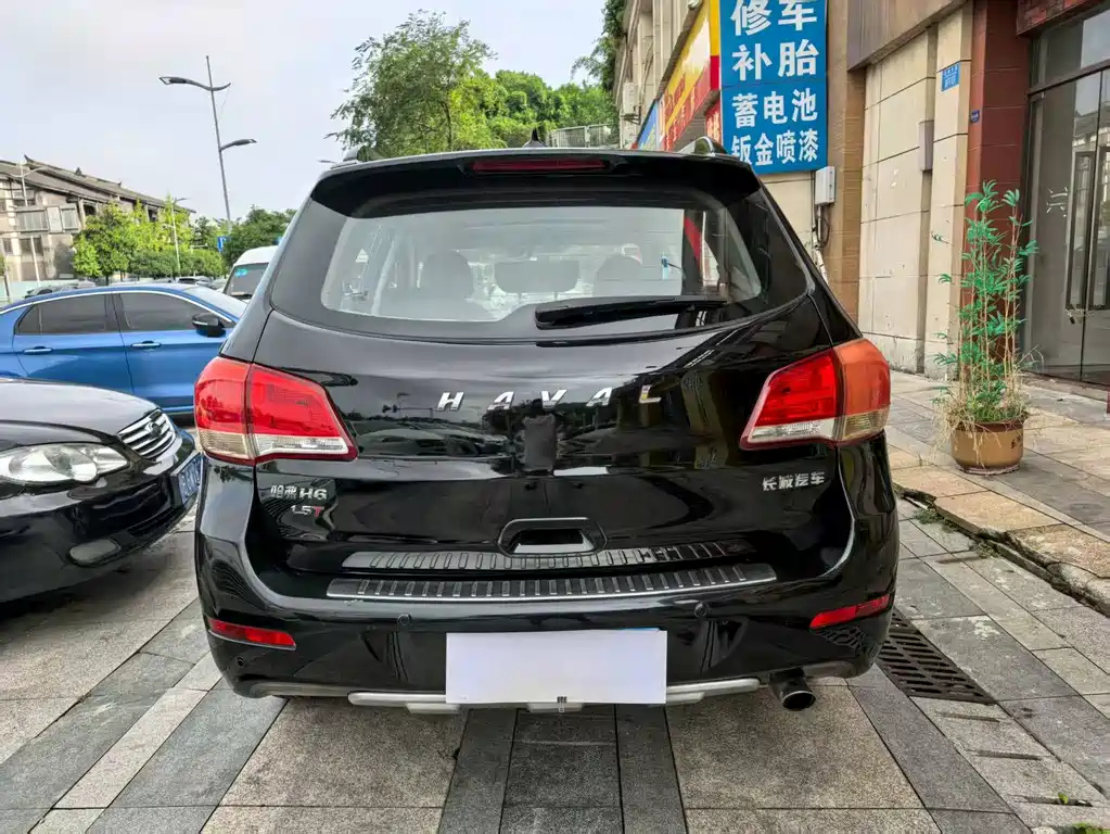 HAVAL H6 2015