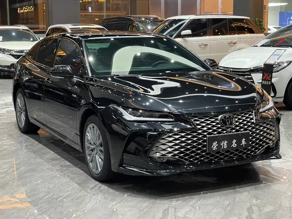 TOYOTA AVALON 2025