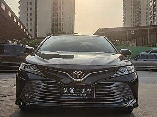 TOYOTA CAMRY 2018