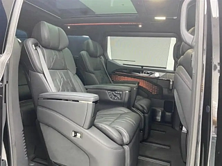 ZEEKR 009 2024 YEAR SEATS EDITION 108KWH 2024