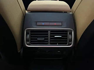 LAND ROVER DISCOVERY SPORT  2024 YEAR  TECH EDITION 2024