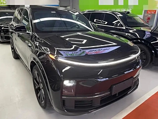 LI AUTO L8  2024