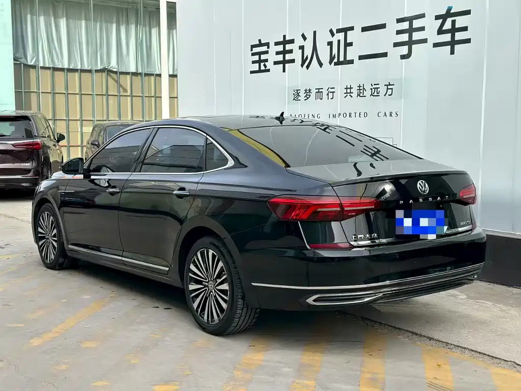VOLKSWAGEN PASSAT 2020