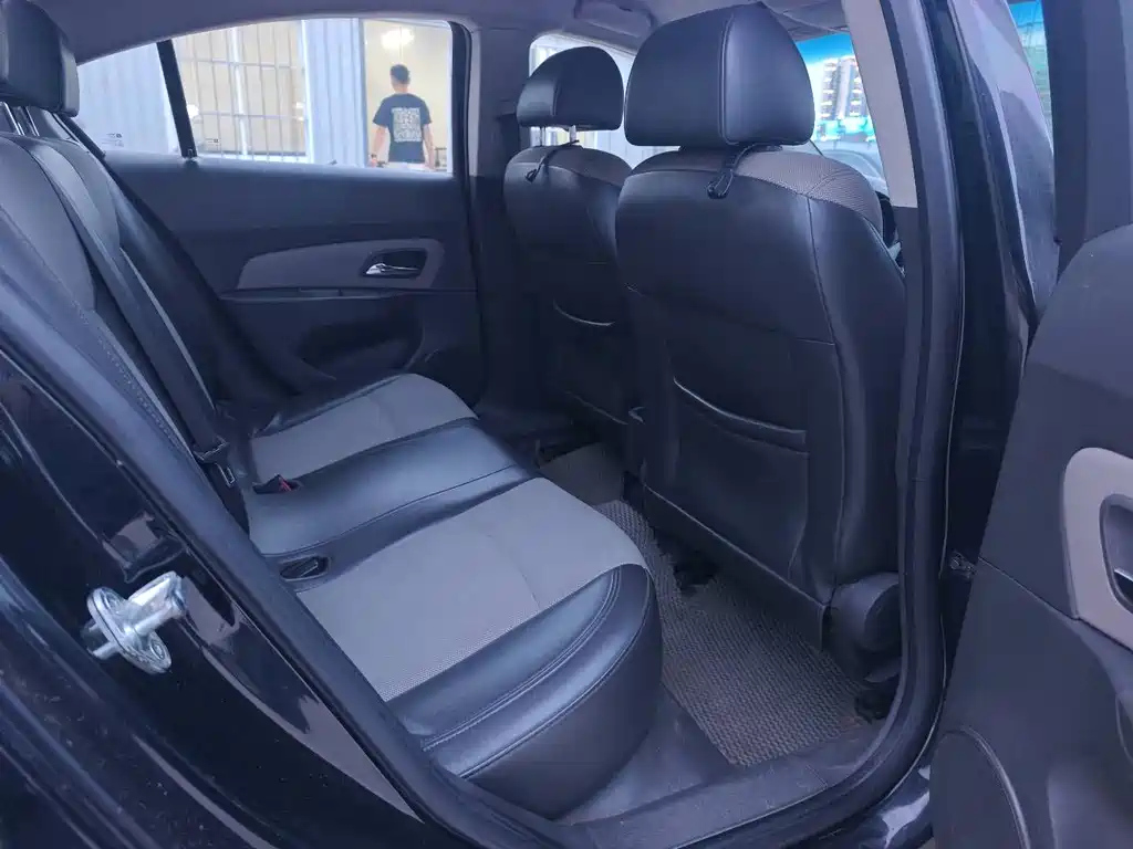 CHEVROLET CRUZE 2013