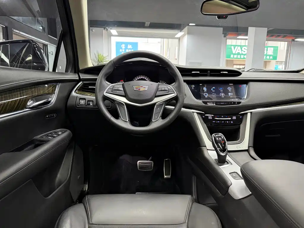 CADILLAC XT5 2016